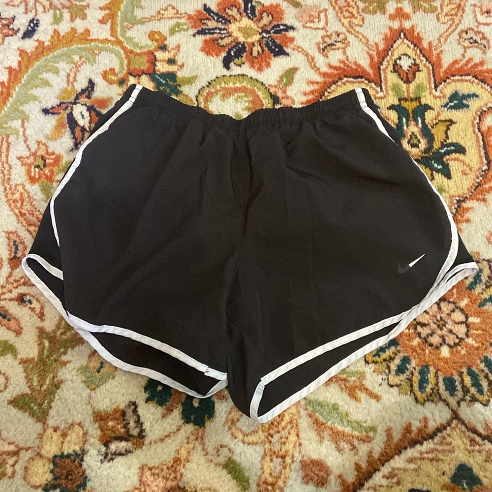 Nike Dri-Fit Black Shorts; Kids Large